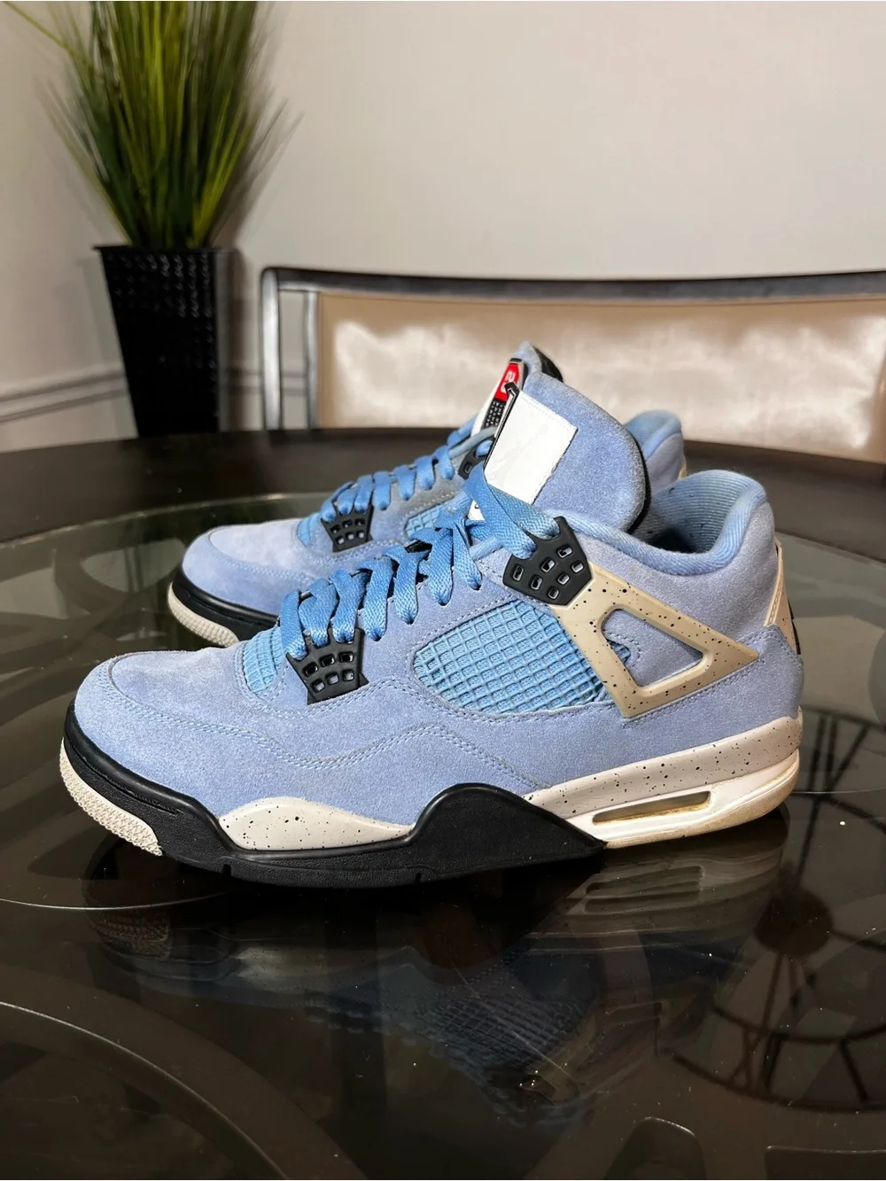 Nike Air Jordan 4 Retro University Blue Size 10